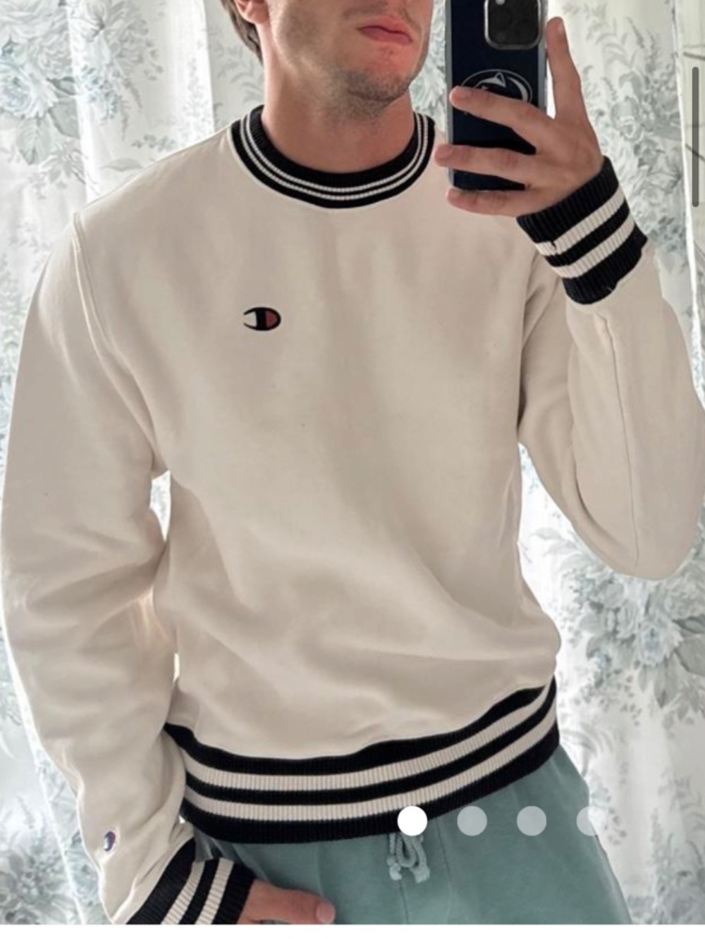 Champion Reverse Wave Tipped Crew Neck Sweatshirt
